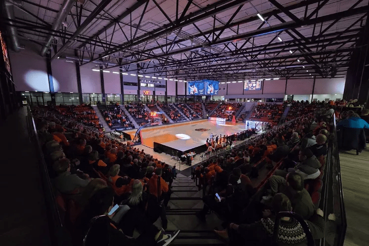 體育場館音響設備